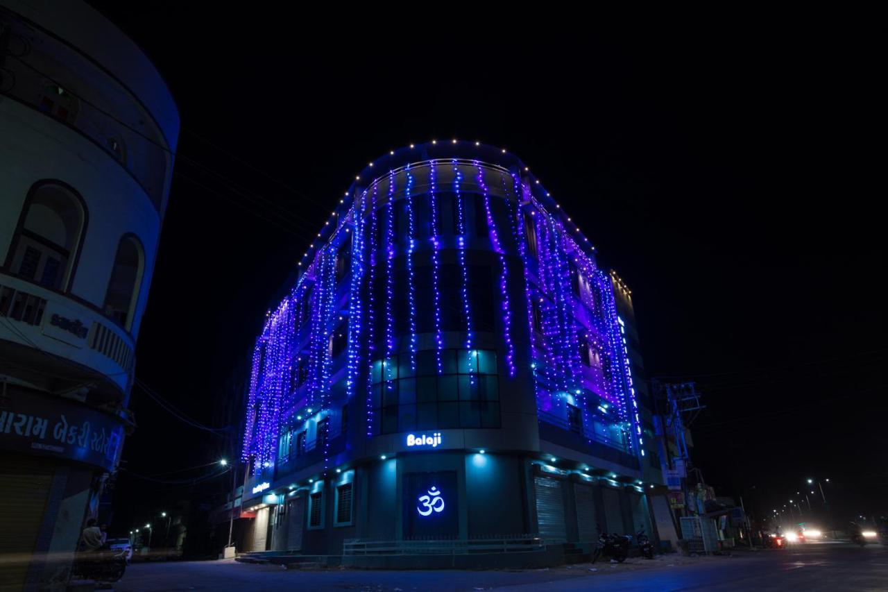 Hotel Balaji Palace Порбандар Екстериор снимка